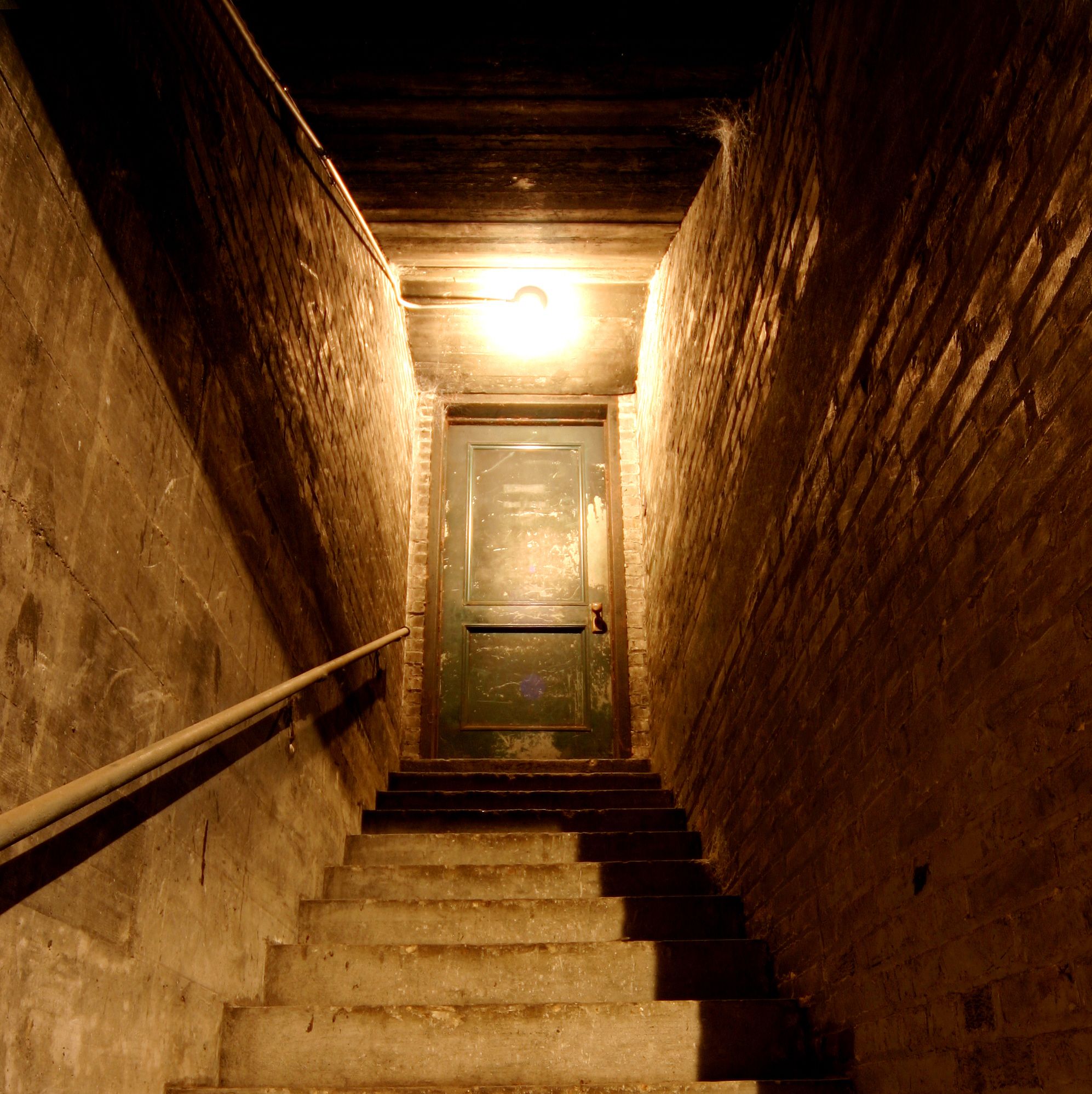 Archaeologists Followed a Forgotten Staircase—and Uncovered a 400-Year-Old Burial Vault