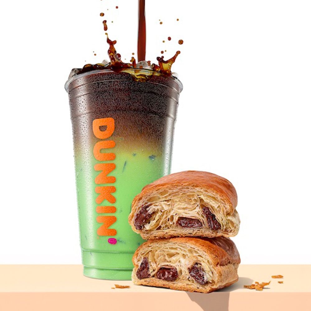 Dunkin Donuts Christmas Drinks 2022 Dunkin's New Shamrock Macchiato Is Just The Beginning Of Its Spring 2022  Menu