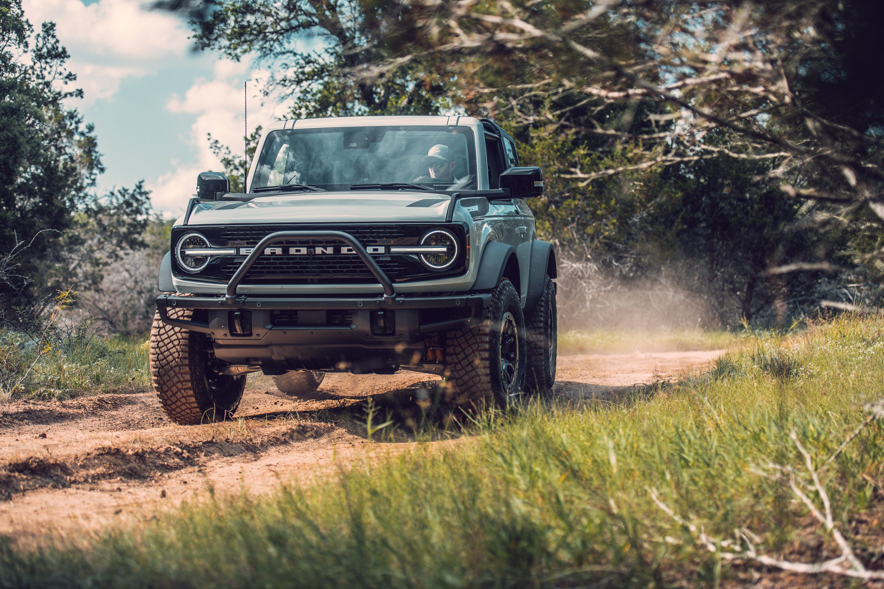 Ford Pauses Manual, Base, and Everglades Bronco Production