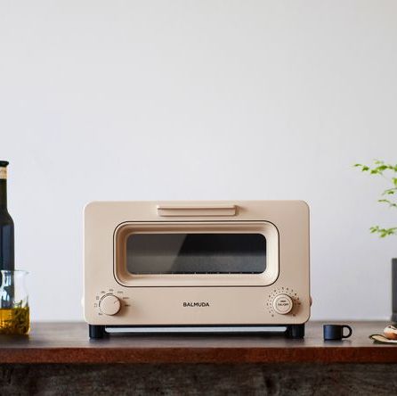 日本balmuda暢銷蒸氣烤麵包機推新色！「奶茶配色」質感設計細節＋實用蒸烤功能超值得入手