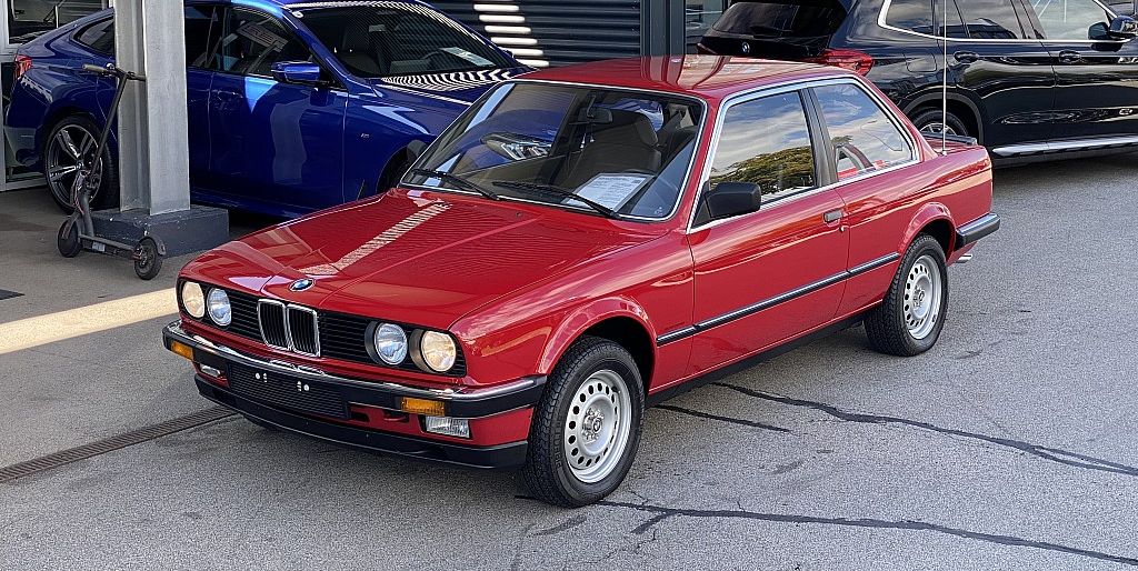It Will Cost You $123,000 to Own this Virtually New BMW E30
