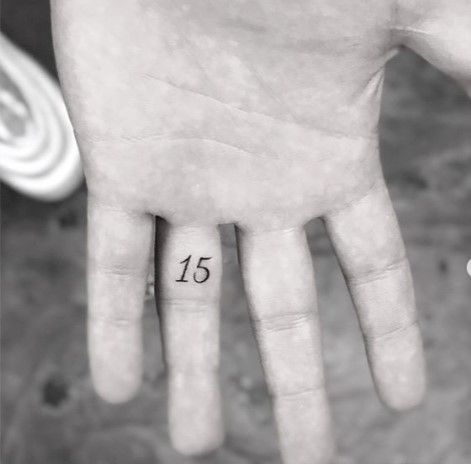その意味は 数字 のタトゥーを入れたセレブ13