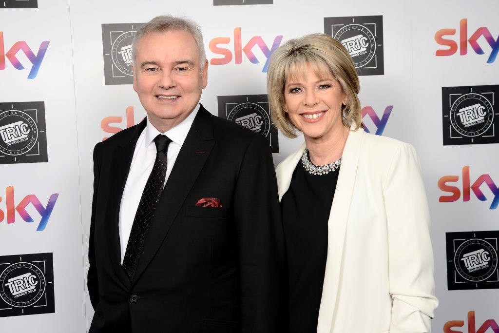 Eamonn Holmes Shares Hilarious Road Trip Selfie With Wife ...