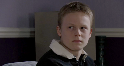 EastEnders' Bobby Beale is attacked after visiting the Queen Vic — but ...