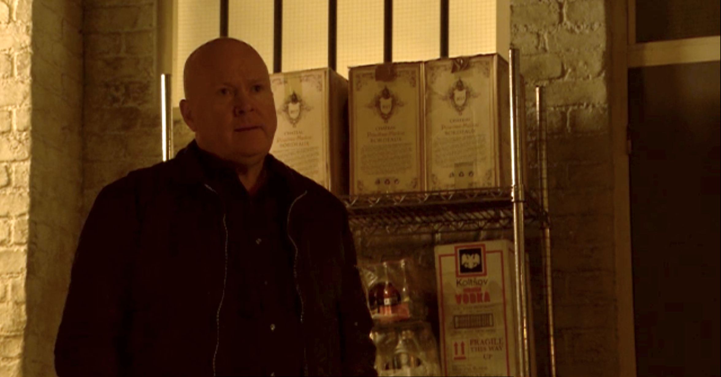 EastEnders - Phil Mitchell In Shock Reversal Over Killer Ian Plot