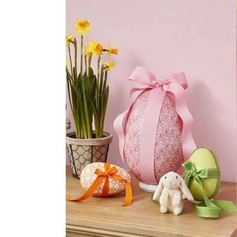 easter-egg-decor-surprise-egg