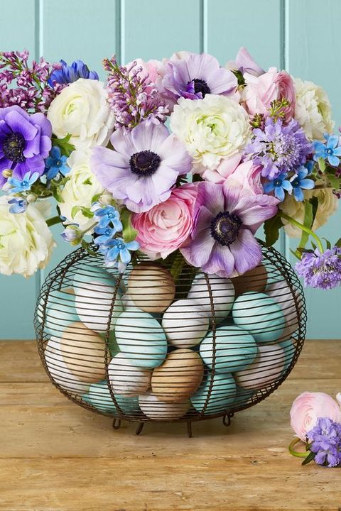 easter flowers egg basket vase