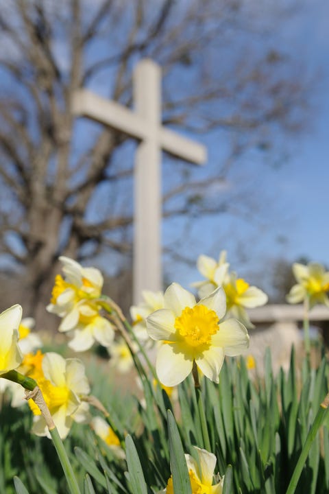 easter prayers cross flowers easter prayers cross flowers