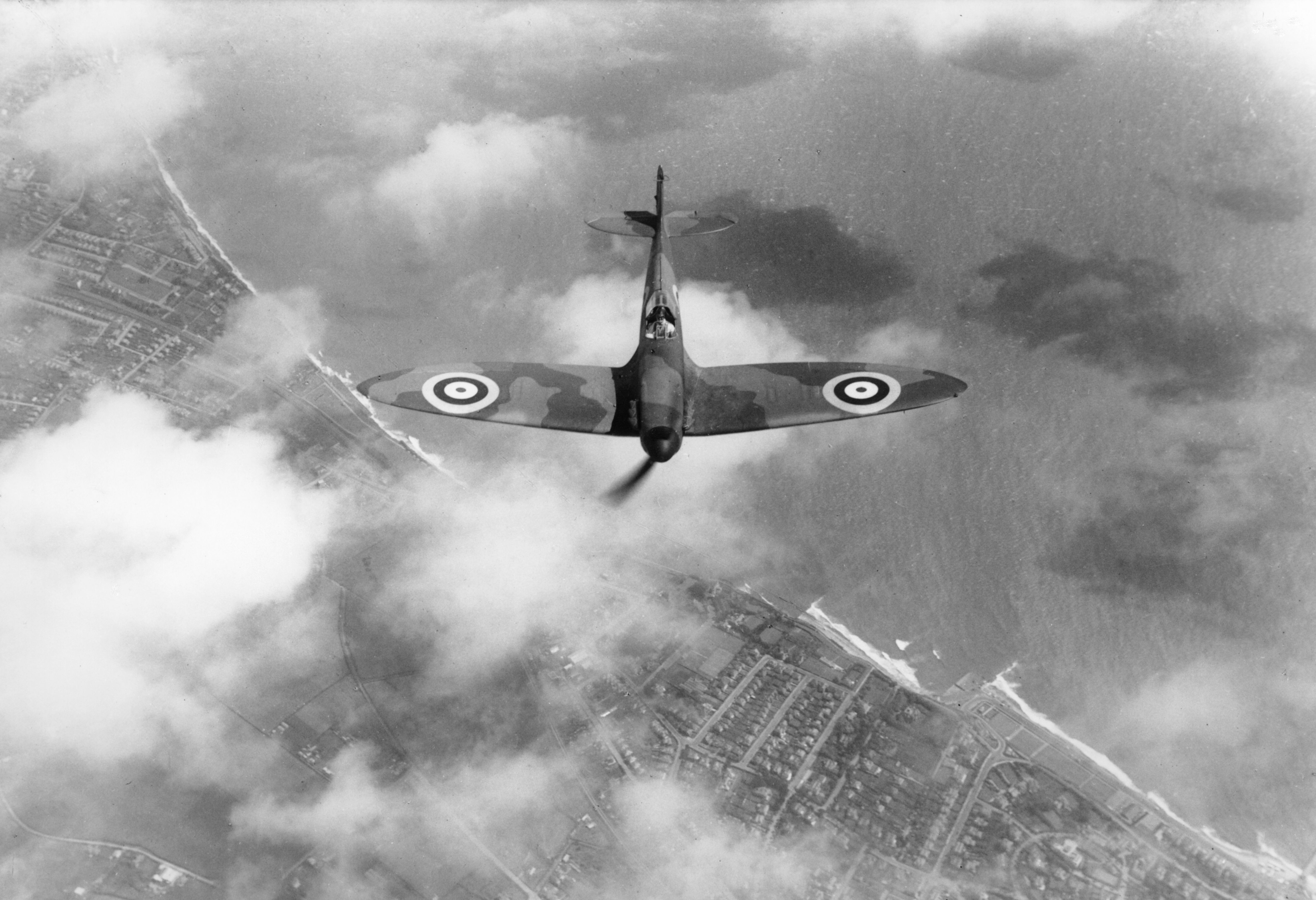 Why The Supermarine Spitfire Is Such A Badass Plane