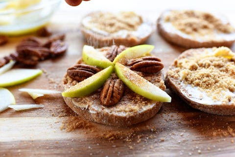 apple pecan mini pies