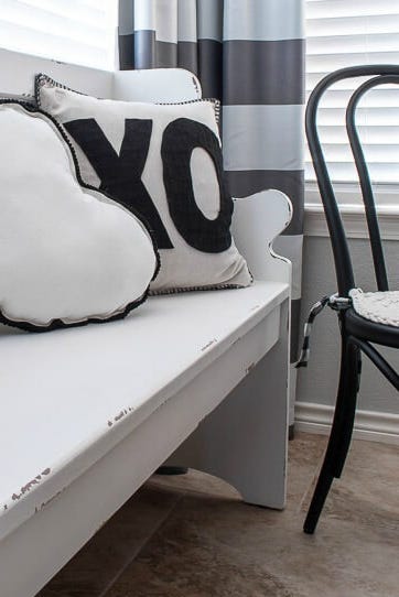 easy diy valentine's xo pillow