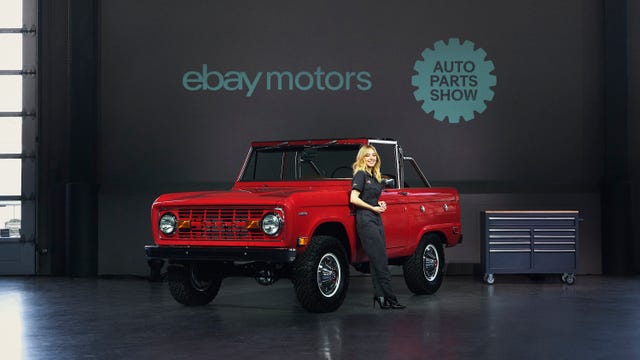 Euphoria Actress Sydney Sweeney Is Restomodding Her 1969 Ford Bronco  Herself - autoevolution