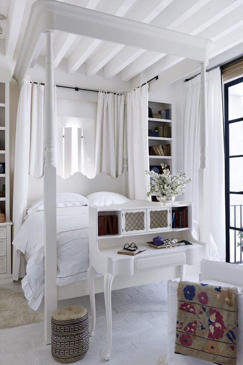 Featured image of post Simple Bedroom Design For Small Space : Small bedroom ideas can transform small box bedrooms and single bedrooms into stylish retreats.
