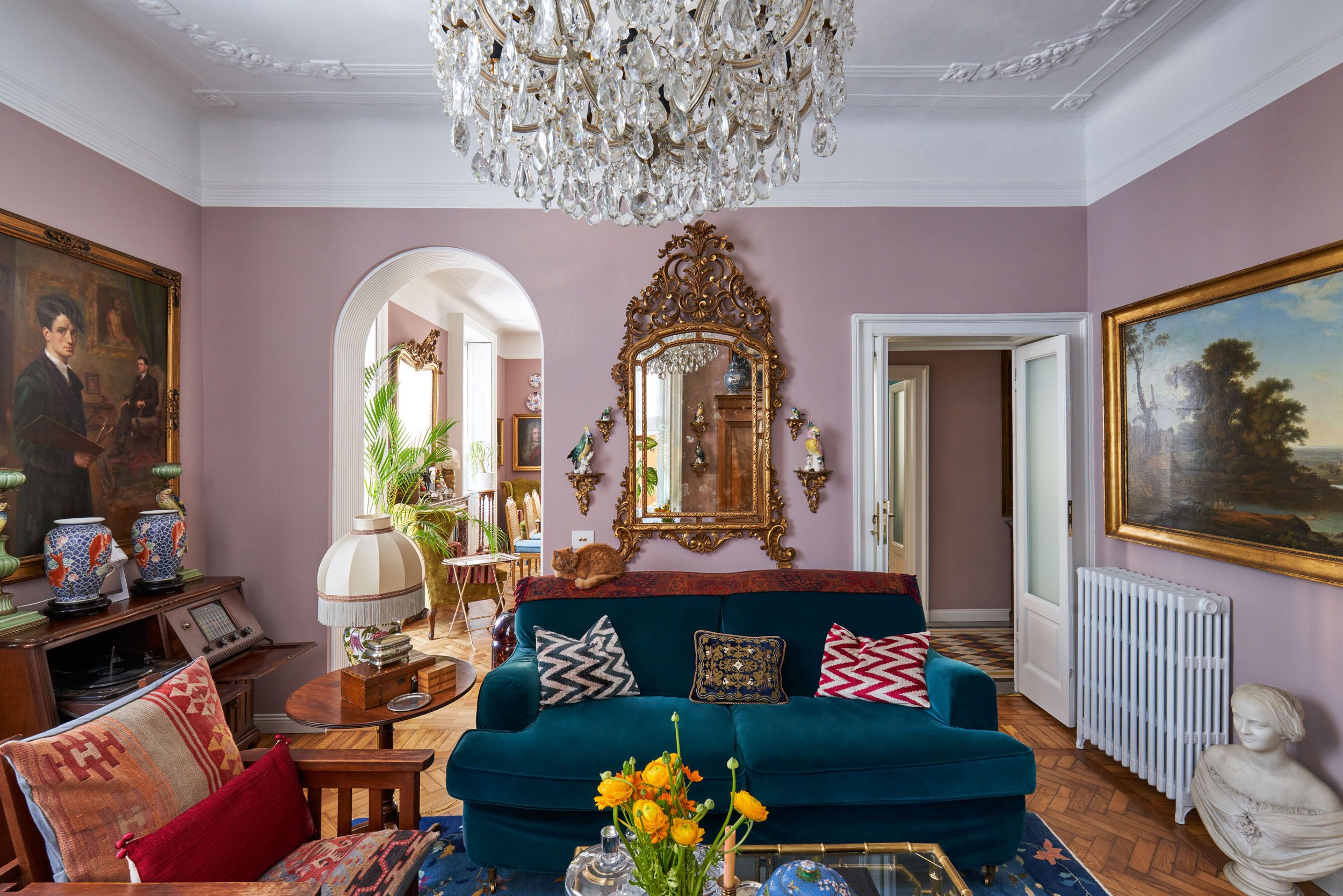 25 Living Room Color Ideas   Best Paint & Decor Colors for Living ...
