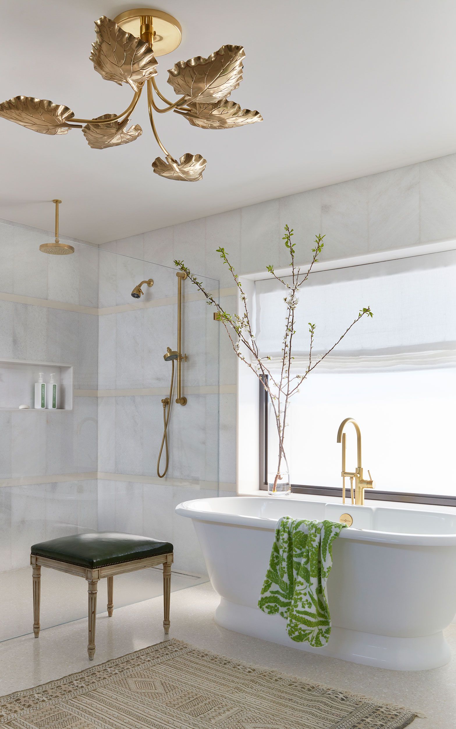 modern marble bathroom