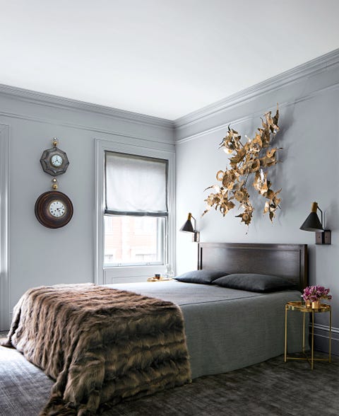 bedroom in gray tones