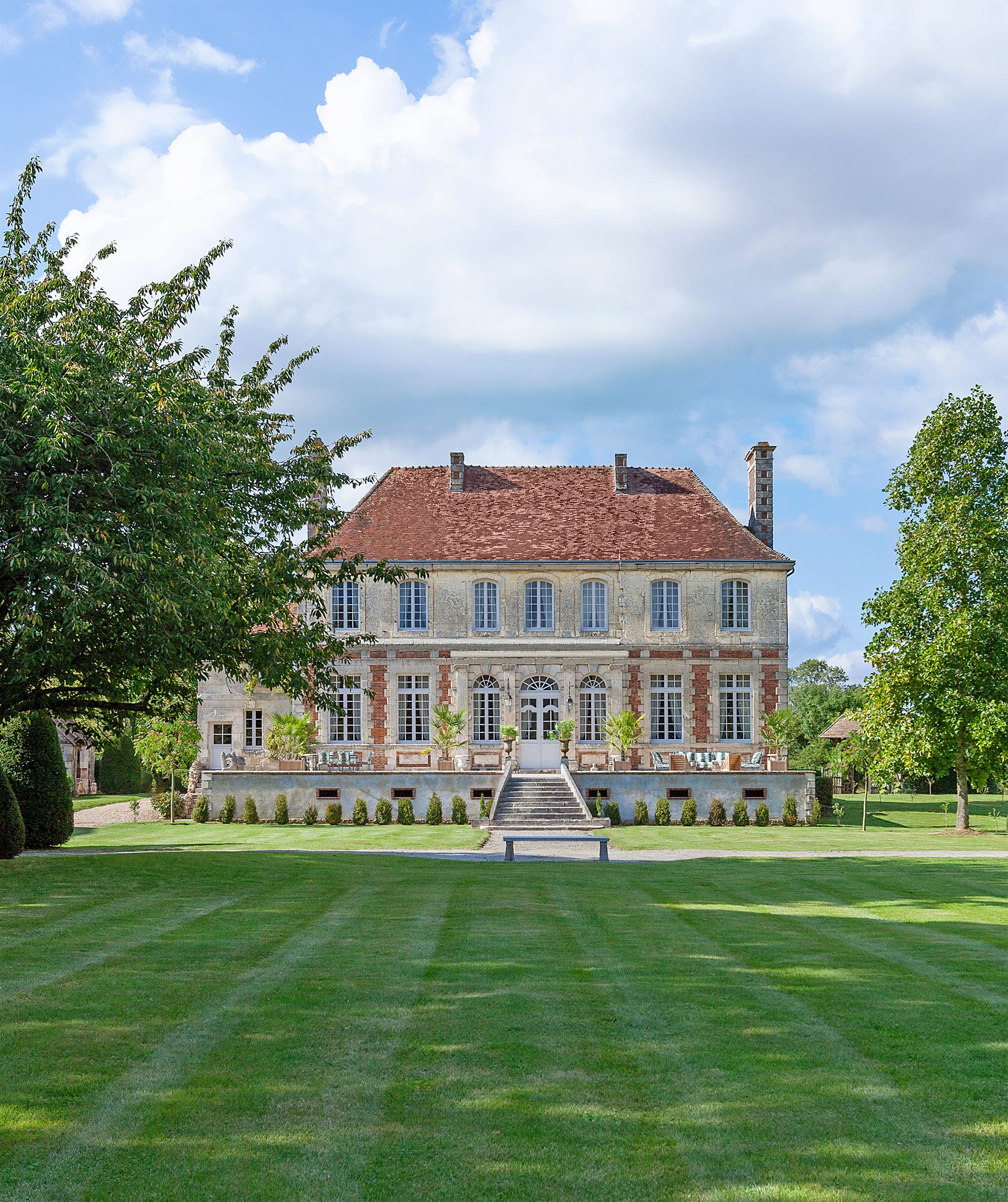 Where Does a Top Designer Spend His Summers? A 17th-Century French Manor, Of Course!