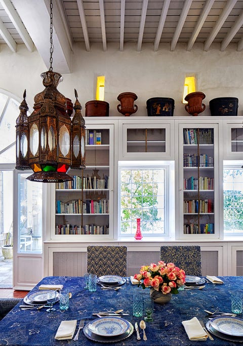Em Sherif Restaurant In Dubai Takes Visitors Back To The Glory Days Of Lebanon Insight Mea