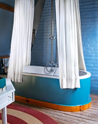 75 Stunning Bathroom Design Ideas, Teal Green And Brown Shower Curtain Rail For Sloping Ceiling