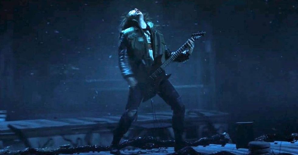 Eddie Did An Epic Guitar Solo to Metallica's "Master of Puppets" in <em>Stranger Things</em> 4 thumbnail