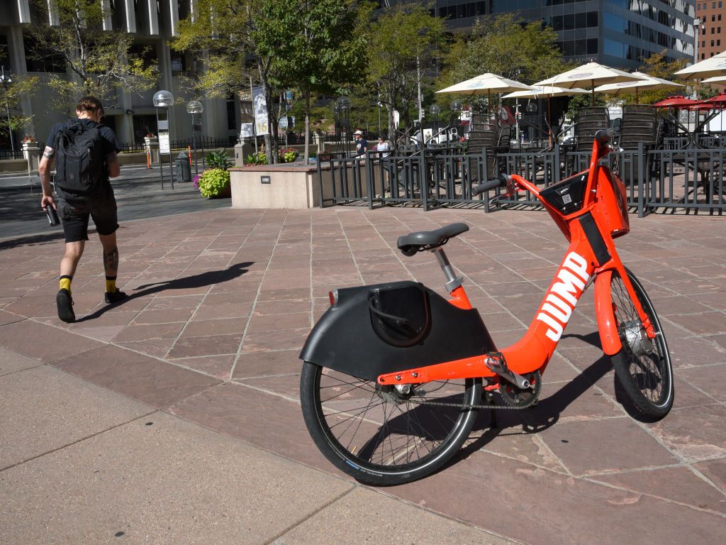 electric bikes downtown