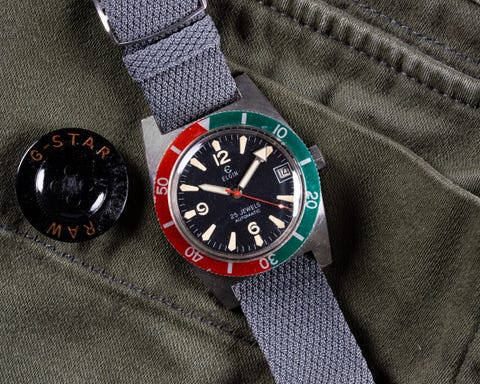 vintage skin diver watch