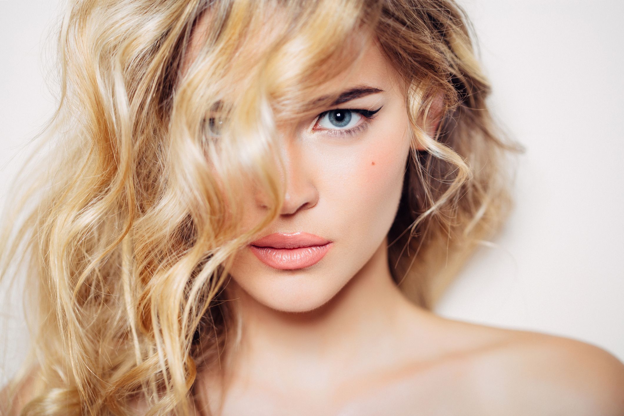 Factor malo Deliberar vía Los 12 mejores aceites para el pelo: cómo usarlos