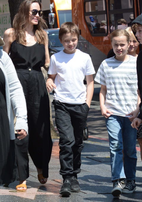 Angelina Jolie Brad Pitt hijos Knox y Vivienne
