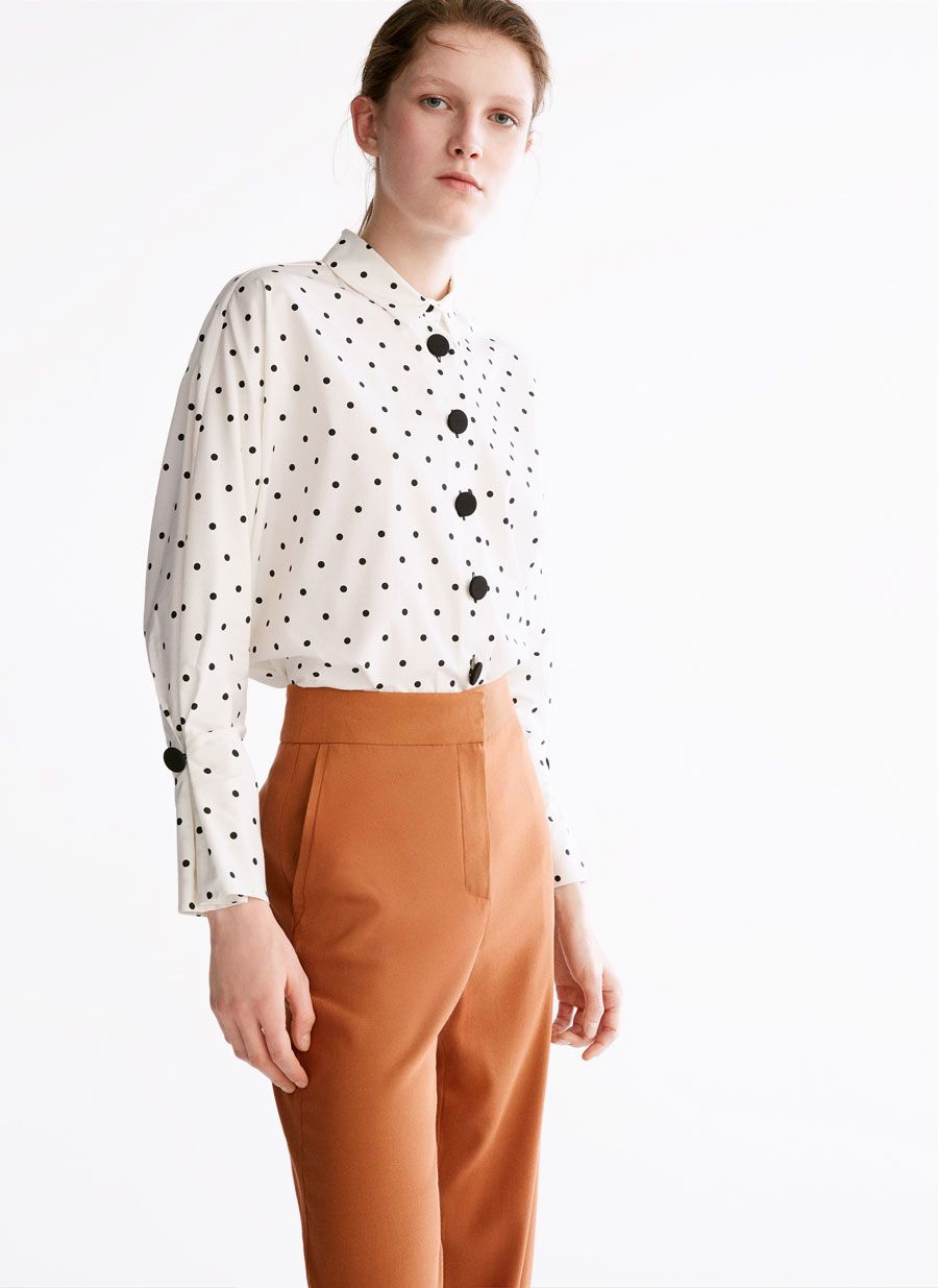 blusa lunares sfera