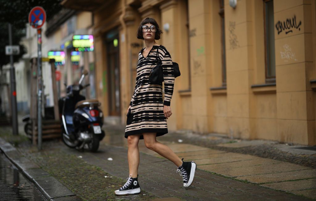 Cómo combinar las converse negras: 30 looks e ideas