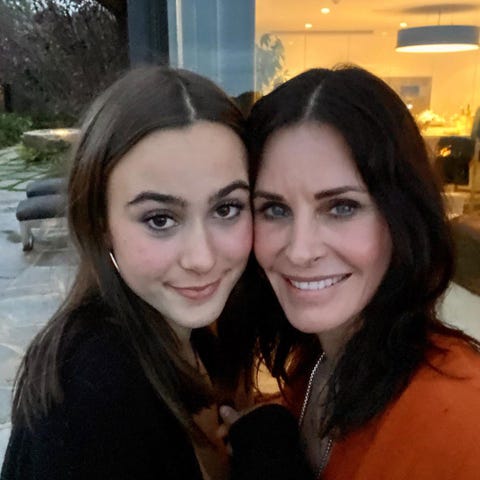 Courteney Cox ha aprendido a utilizar Tik Tok con su hija