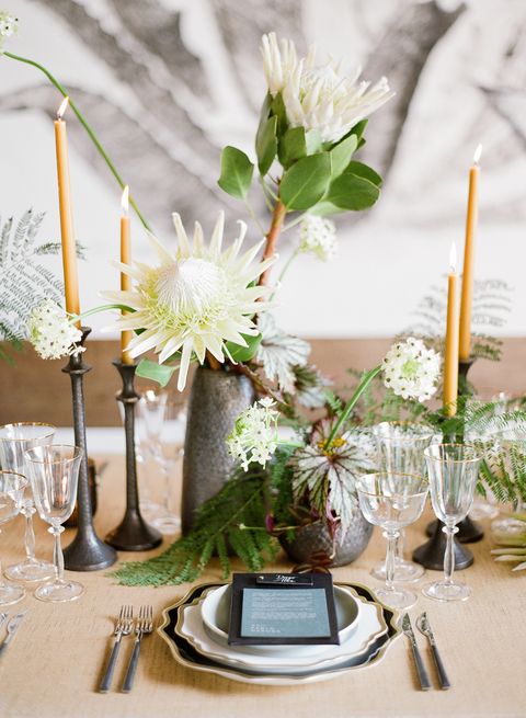 Promote inadvertently Couple 20+ Best Wedding Flower Centerpiece Ideas - Rustic and Modern Table  Centerpieces