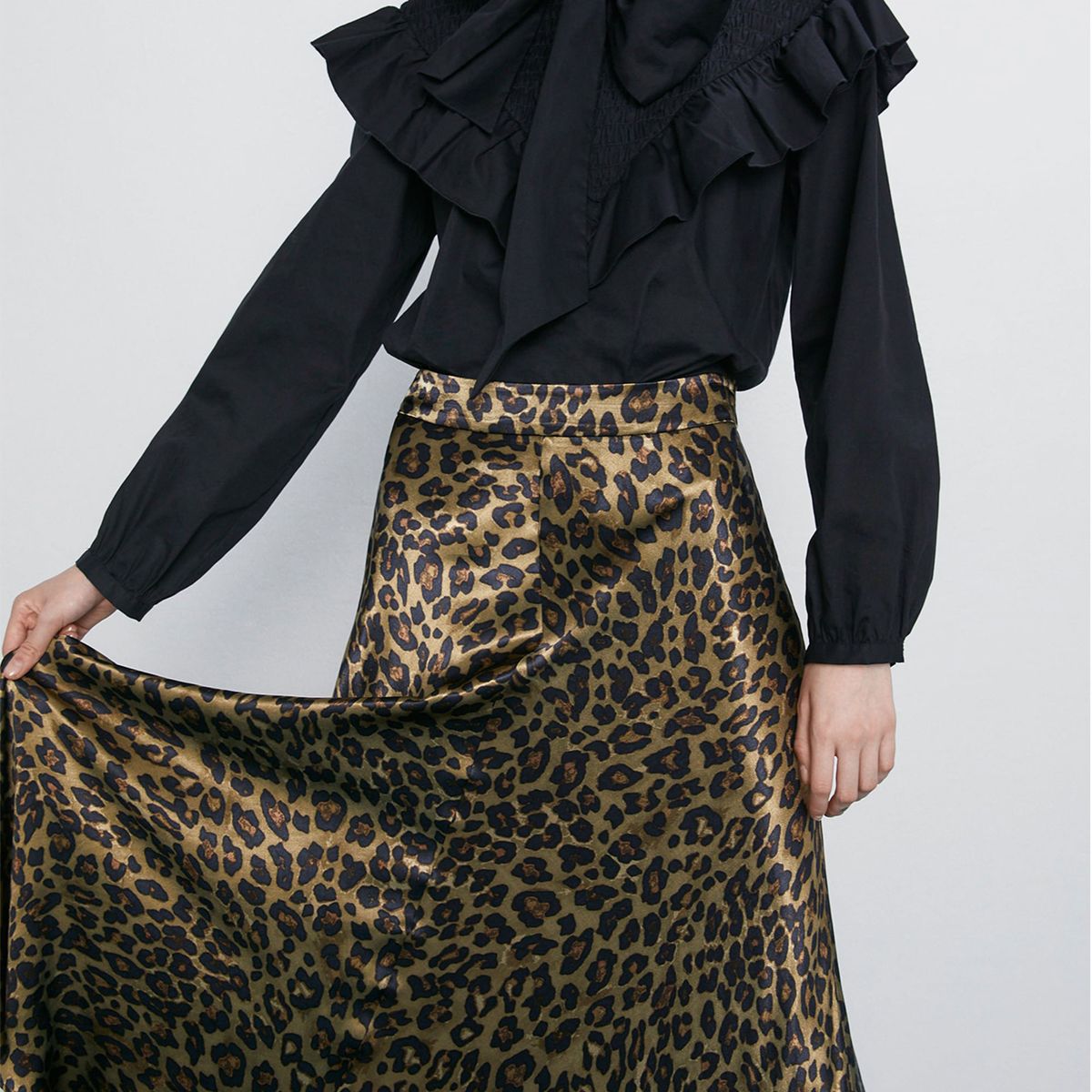 La falda larga estampado leopardo de Zara para arrasar