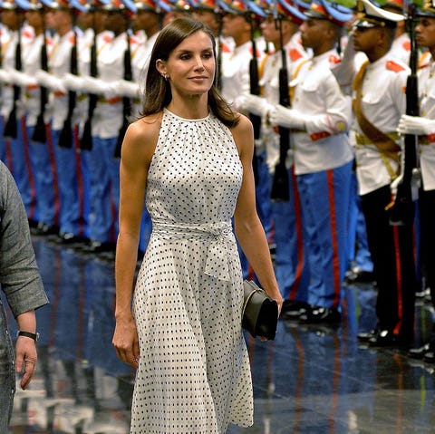 Letizia rescata el verano repitiendo vestido de lunares en Cuba Letizia rescata el verano repitiendo vestido de lunares en Cuba