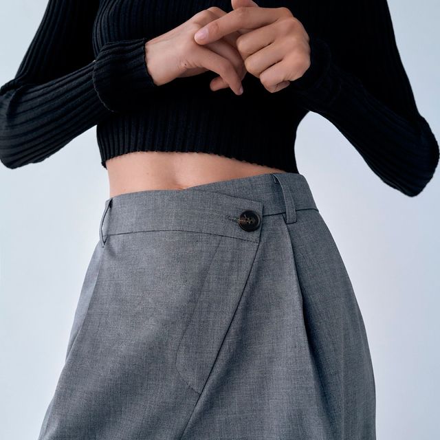 El pantalón ancho Zara que hace una talla menos de cintura