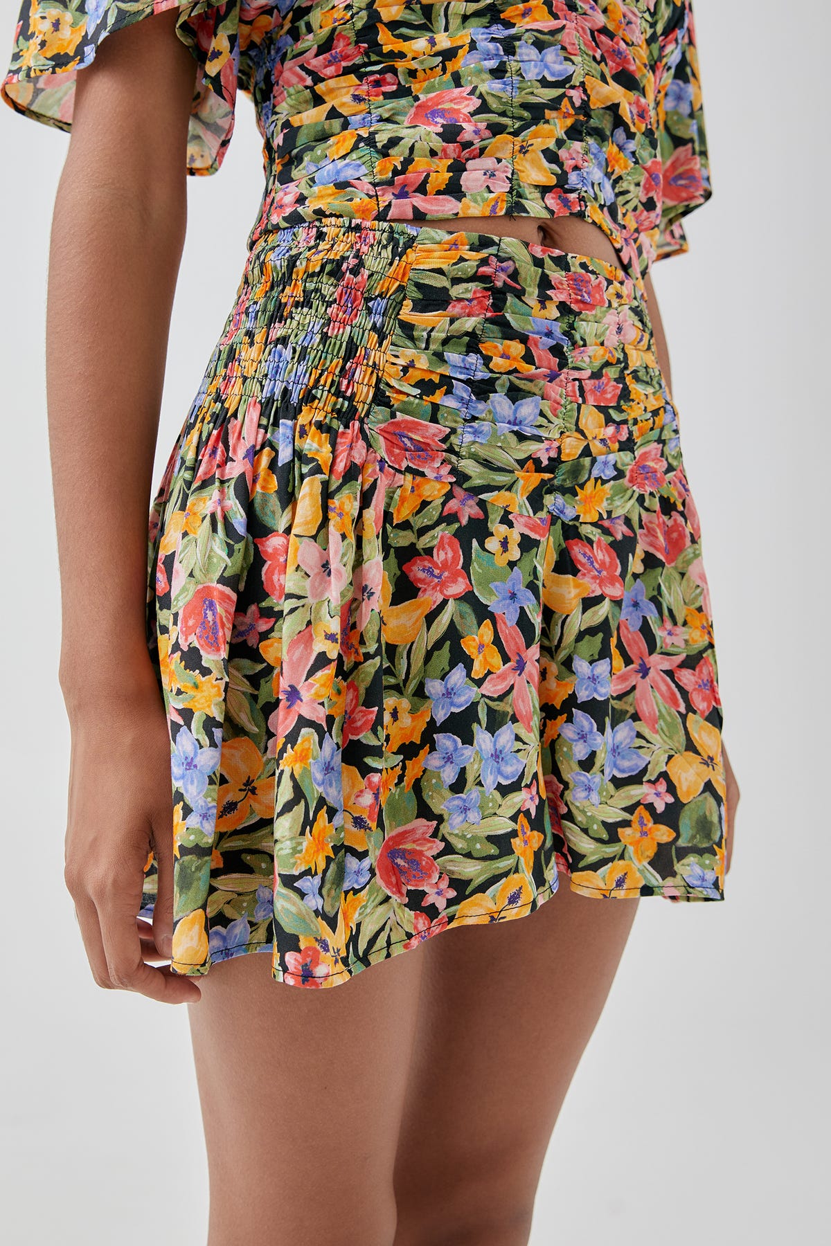 Estos shorts anchos drapeados de Pull&Bear estilizan mucho