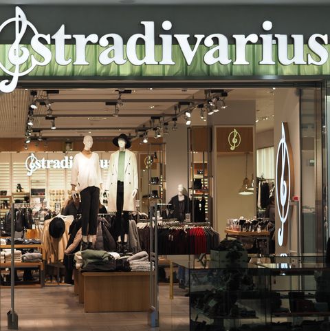 como eso Vagabundo Florecer La sección de ropa de Stradivarius más escondida y mejor