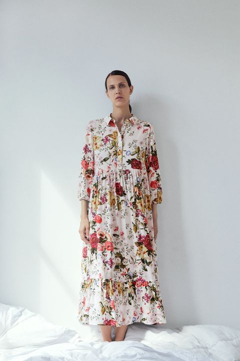 Culpable Al por menor Completamente seco Zara:Este vestido largo camisero de flores no llegará a rebajas