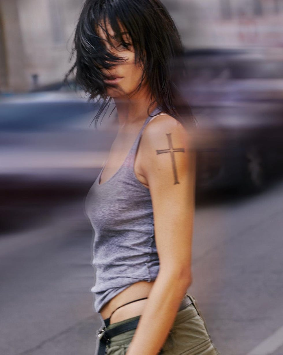 1 - Se il nuovo caschetto lungo di Elodie è grunge