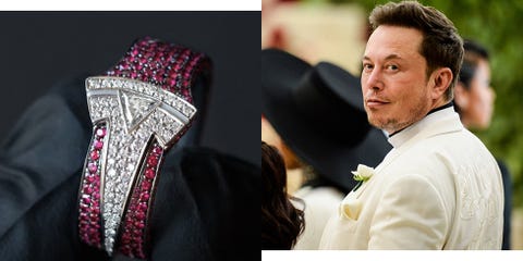 Elon Musk's Christmas Ring Is As Ridiculous As You'd Expect