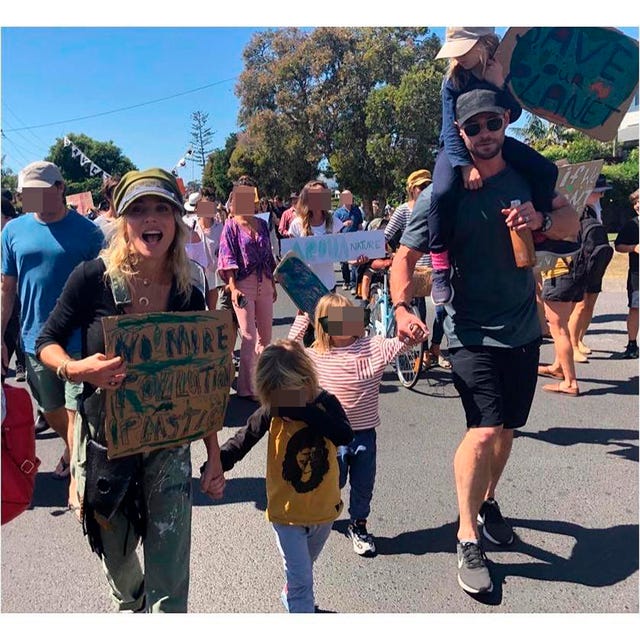 Elsa Pataky y Chris Hemsworth manifestacion Elsa Pataky y Chris Hemsworth manifestacion