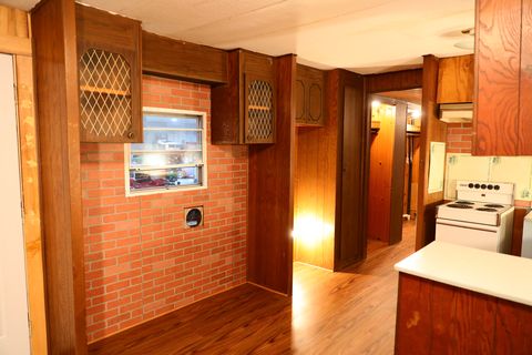 Elvis Presley Mobile Home Auction Kitchen