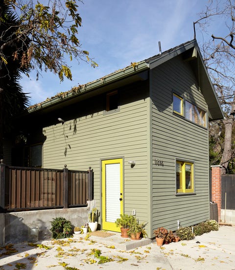 Bunch Design Creates A Multifunctional Backyard Guest House Bunch Design Creates A Multifunctional Backyard Guest House
