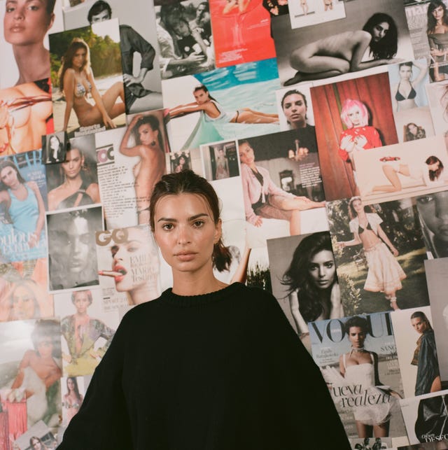 Emily Ratajkowski Holds Up a Mirror | Esquire