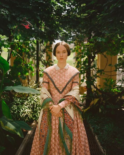 Emily, de Frances O'Connor : un biopic sur Emily Brontë avec Emma MacKey - Page 2 Emily-bronte-2-1664443592