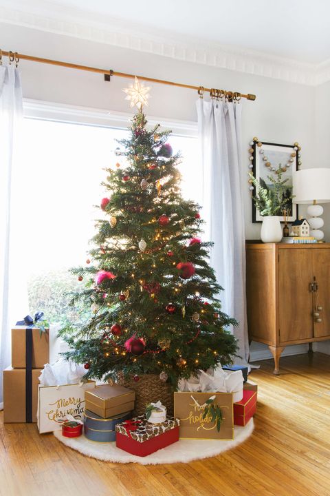 Christmas tree, Christmas decoration, Christmas, Christmas ornament, Home, Tree, Houseplant, Room, Interior design, Plant, 