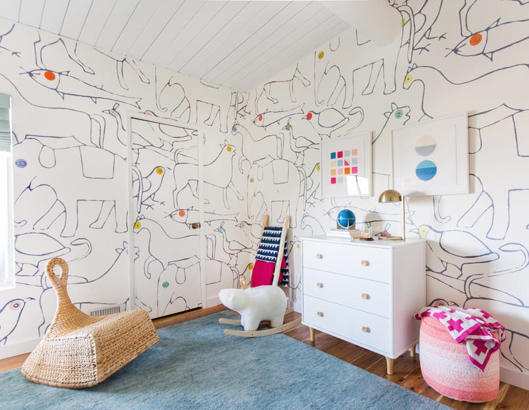 Dormitorio infantil en la casa de Emily Henderson Zona infantil en la casa de Emily Henderson