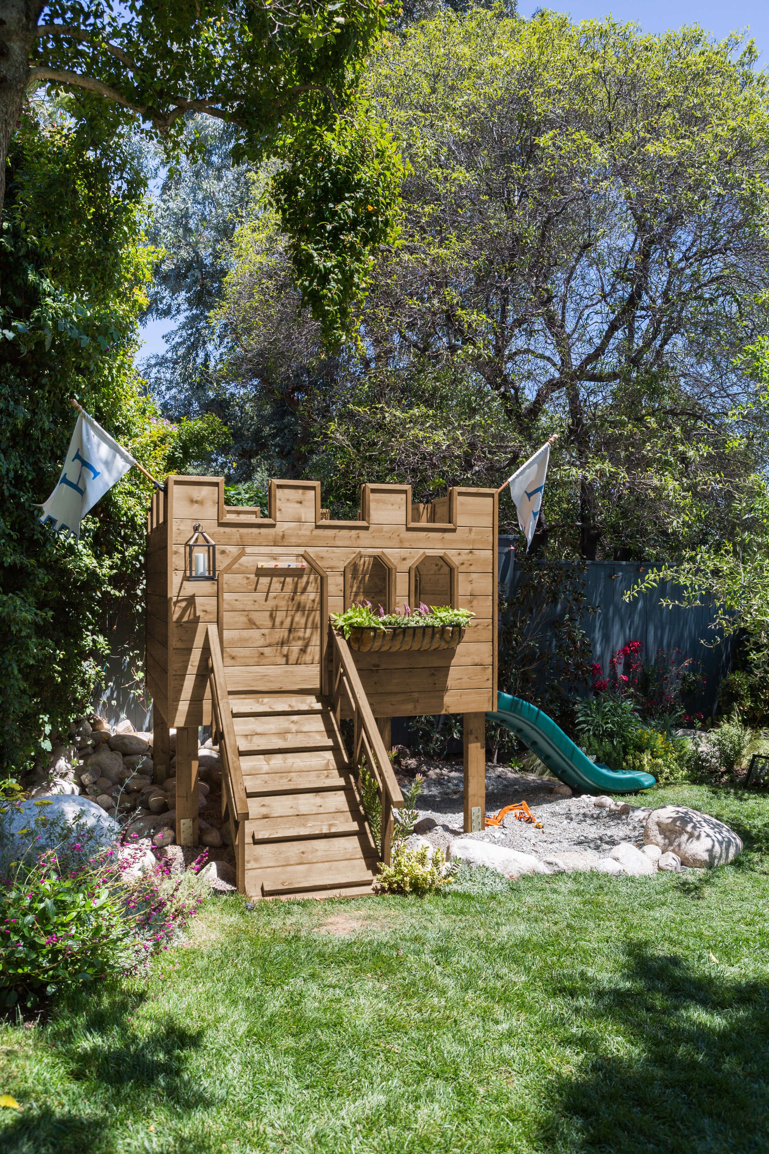garden castle playhouse