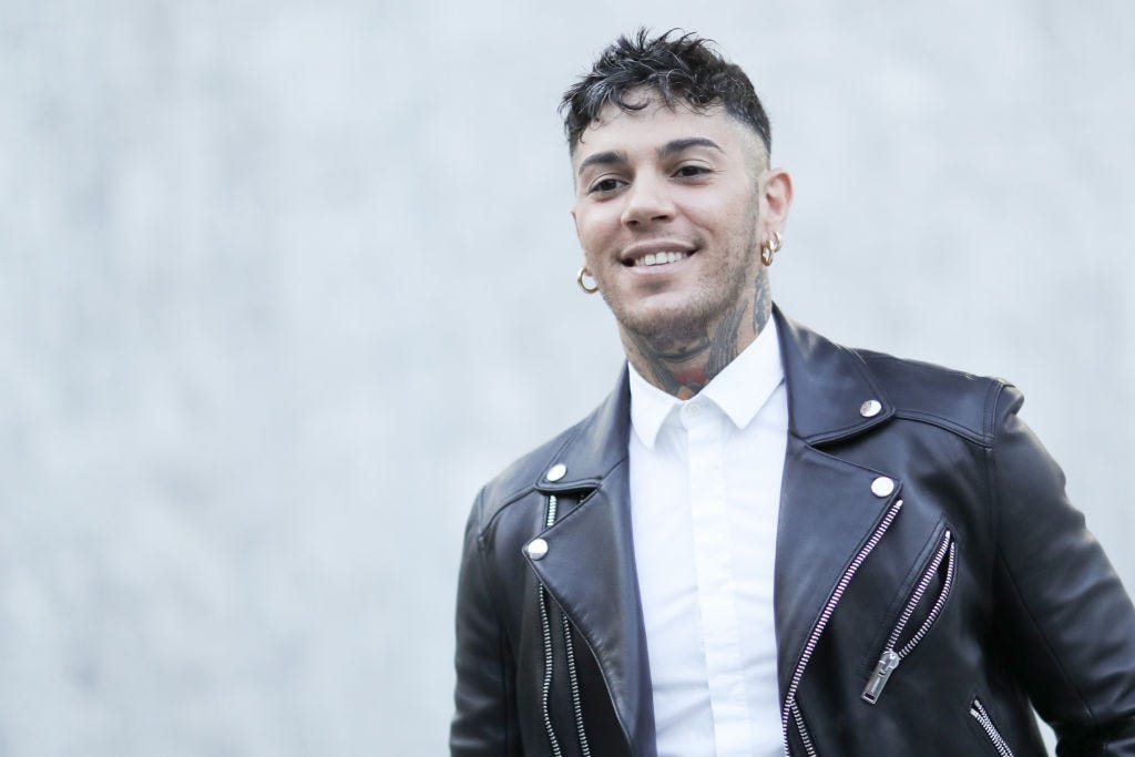 Emis Killa diventa papà a sorpresa e ci fa di nuovo credere nella ...