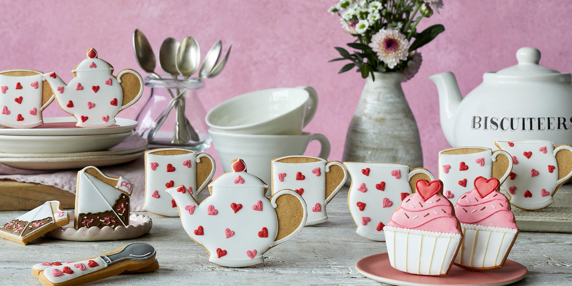 Emma Bridgewater And Biscuiteers Launch Mother’s Day Range